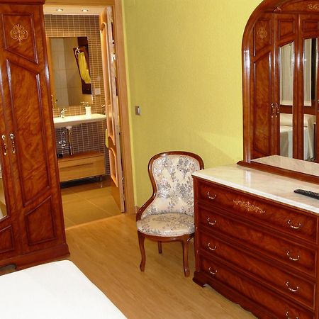 Apartamento Turístico Guara Casa Castro Barbastro Exterior foto