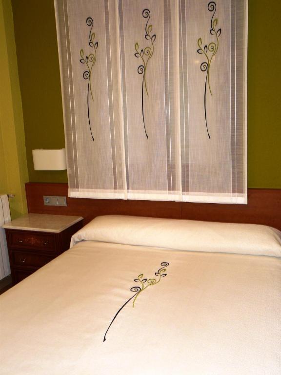 Apartamento Turístico Guara Casa Castro Barbastro Quarto foto